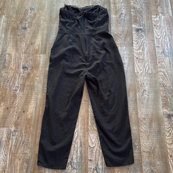 Dynamite | Linen Blend Strapless Jumpsuit - Picture 3 of 10